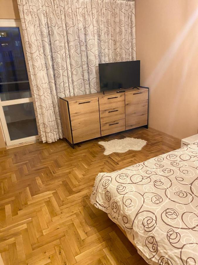 Apartment Spacious Next To South Park просторен до южен парк Location Sofia
