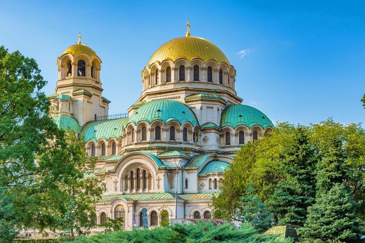 Spacious Next To South Park просторен до южен парк Location Daire