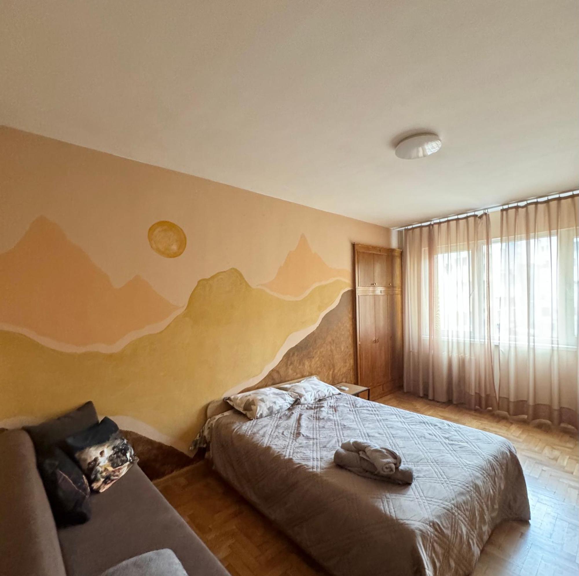 Spacious Next To South Park просторен до южен парк Location Apartment *